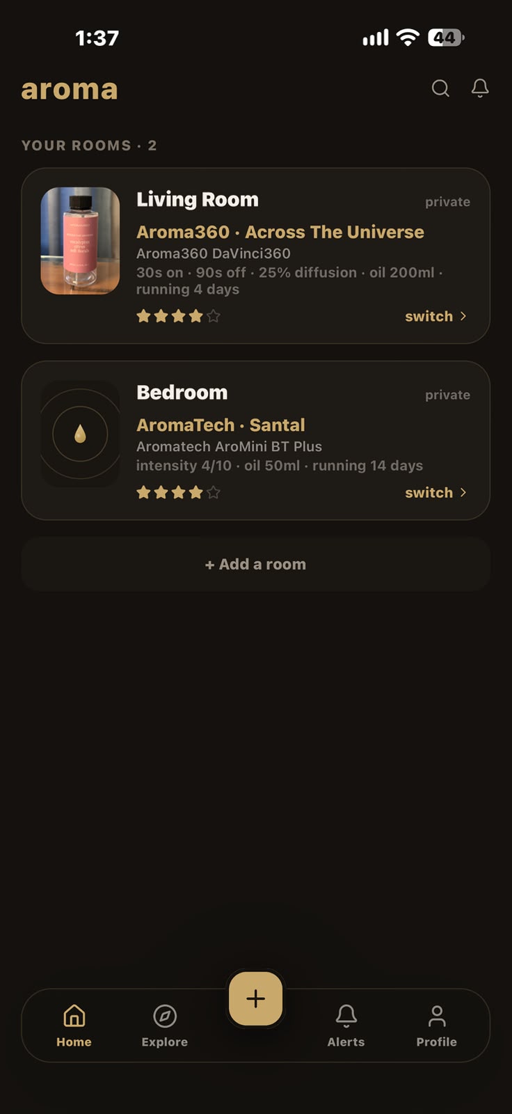 Aroma home screen showing two rooms and the scent running in each
